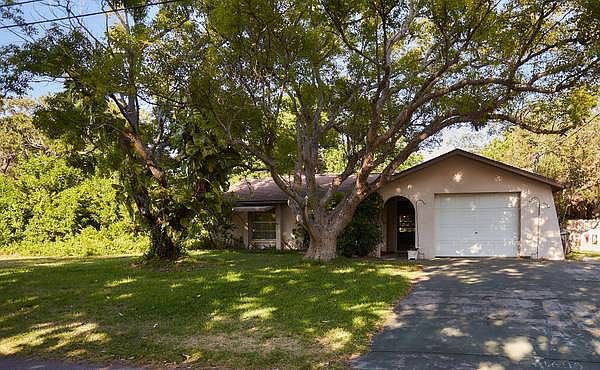 1st image of 16110 Blackbeard Ln