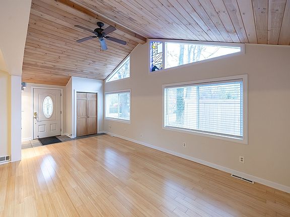 5th image of 268 Reservoir St