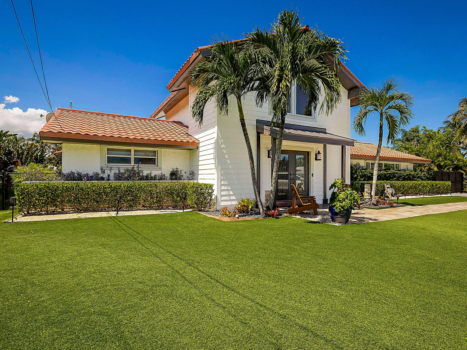 5 bed, 3.5 bath, 2593 sqft, $18,000 — Photo 4