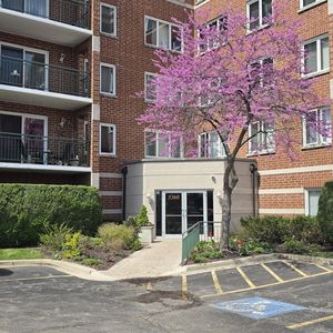 5360 N Lowell Ave APT 510, Chicago, IL, 60630