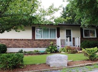 1704 Hilltop Ln, Imperial, MO 63052