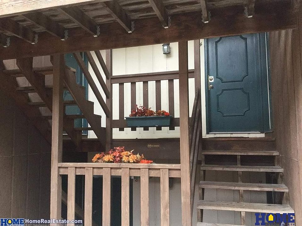 2nd image of 2338 E St