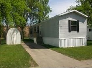 2490 Cumberland Rd, Grand Forks, ND 58201