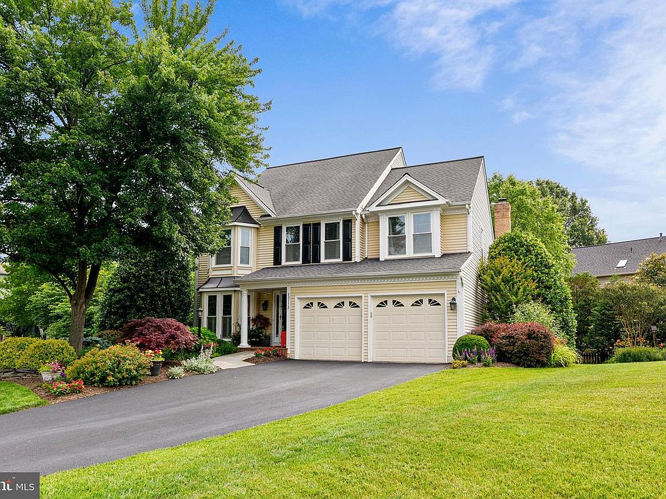 1st image of 20772 Dewberry Ct
