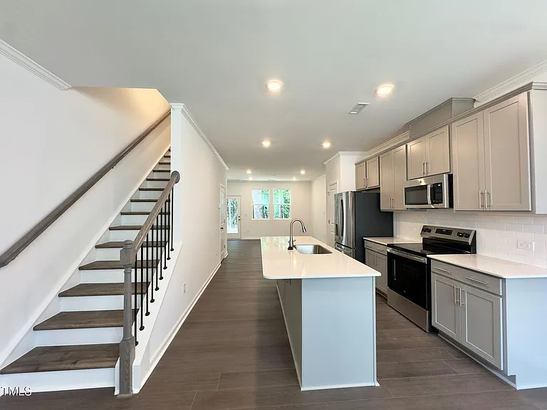 1529 Crescent Townes Way — Photo 6