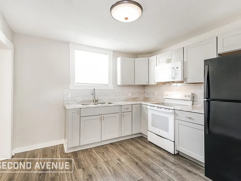 2229 Osage Ave — Photo 8