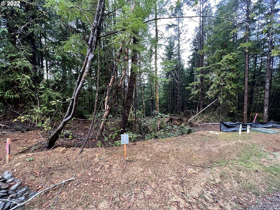 1st image of Little Woahink Dr #6