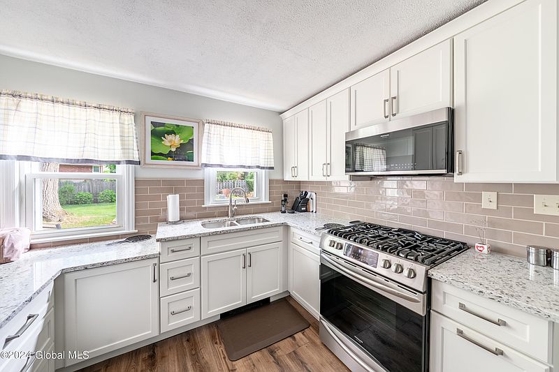 4th image of 112 Marjorie Drive