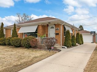 1901 Arcturus Ave, Racine, WI 53404