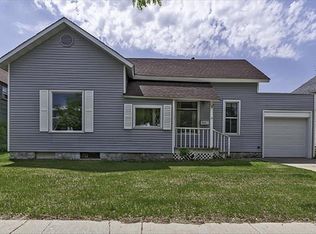 1425 Elizabeth Ave, Marinette, WI 54143