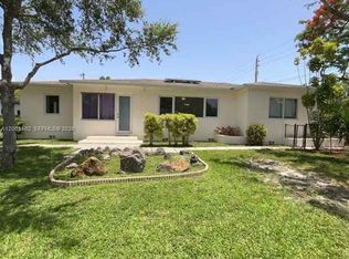 5701 SW 50th Ter, Miami, FL 33155