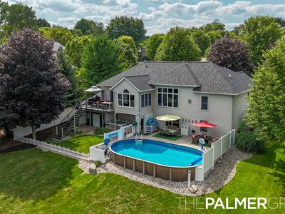72 Chelsea Ct NE, Rockford, MI, 49341