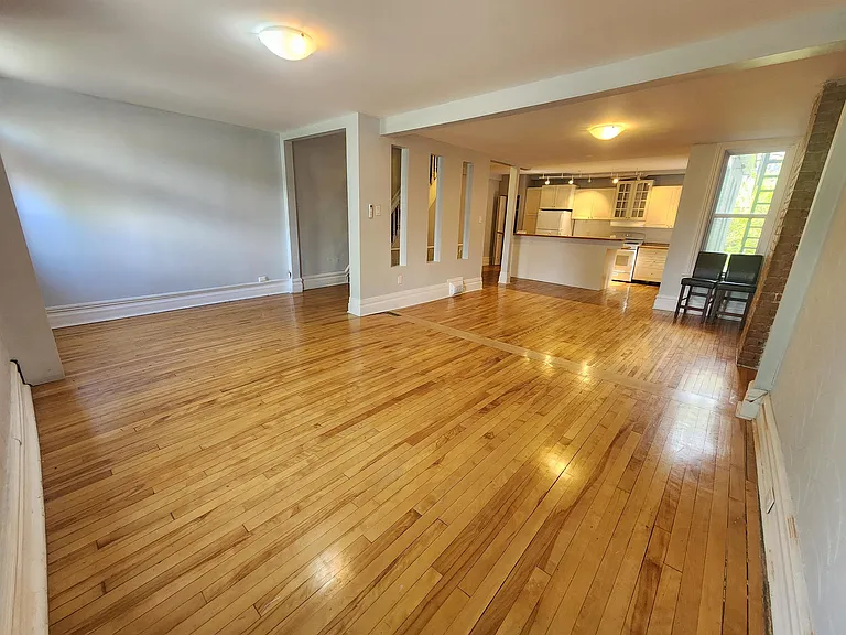 389 Daly Ave — Photo 41