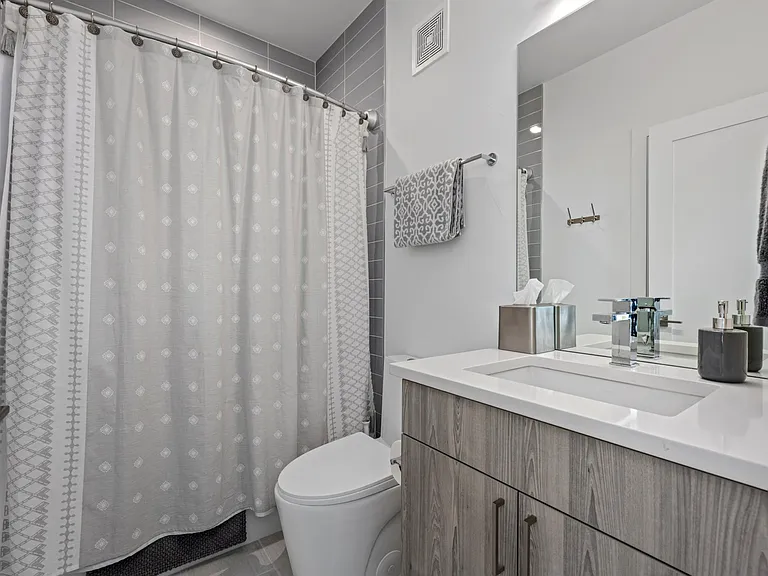 Second Ensuite Bath
