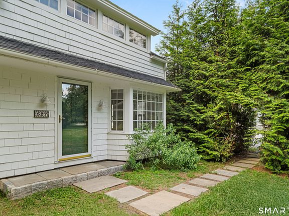 4th image of 527 Danbury Rd
