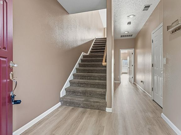 4th image of 13262 SW Commonwealth Ln