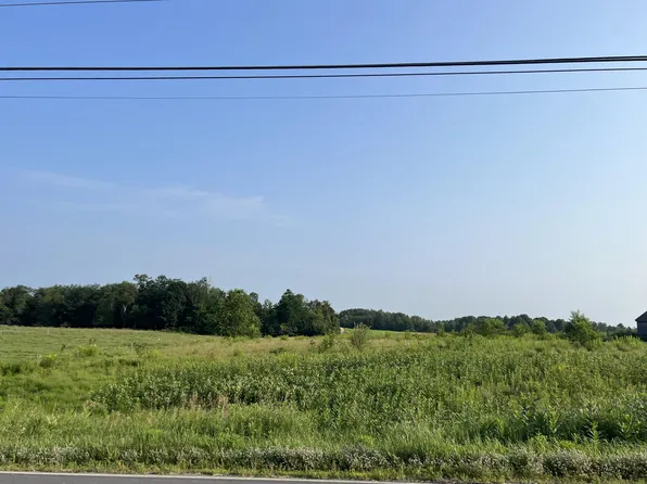 7-44-3 Exeter Road, Corinth, ME 04427