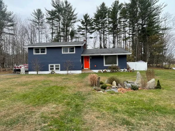 201 Perham Street, Farmington, ME 04938