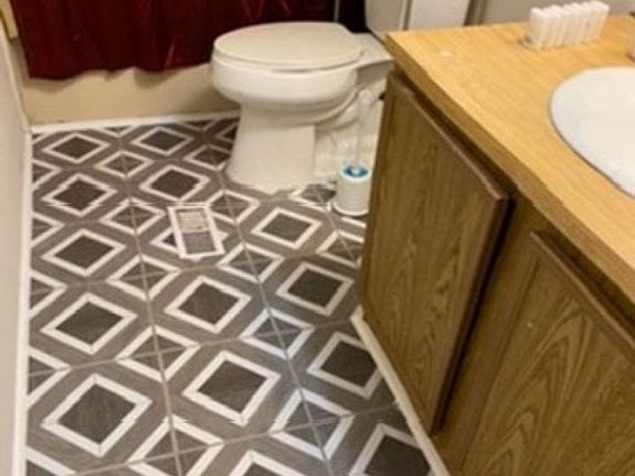 3rd image of 221 Flintlake Rd Lot 47