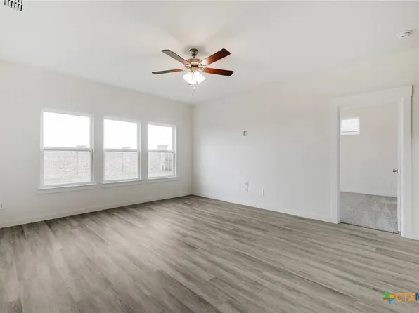 11160 Gaillardia Valley, Converse, TX 78109