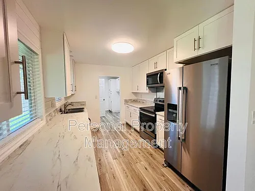 3912 NE 61st Ave Photo 1
