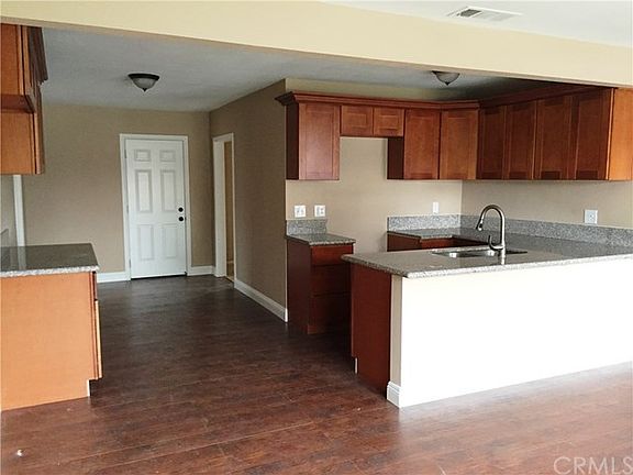 3rd image of 8642 Dumond Dr