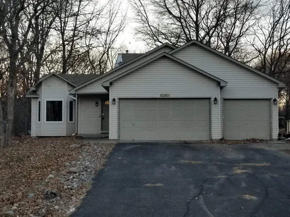 26390 10th St W, Zimmerman, MN 55398