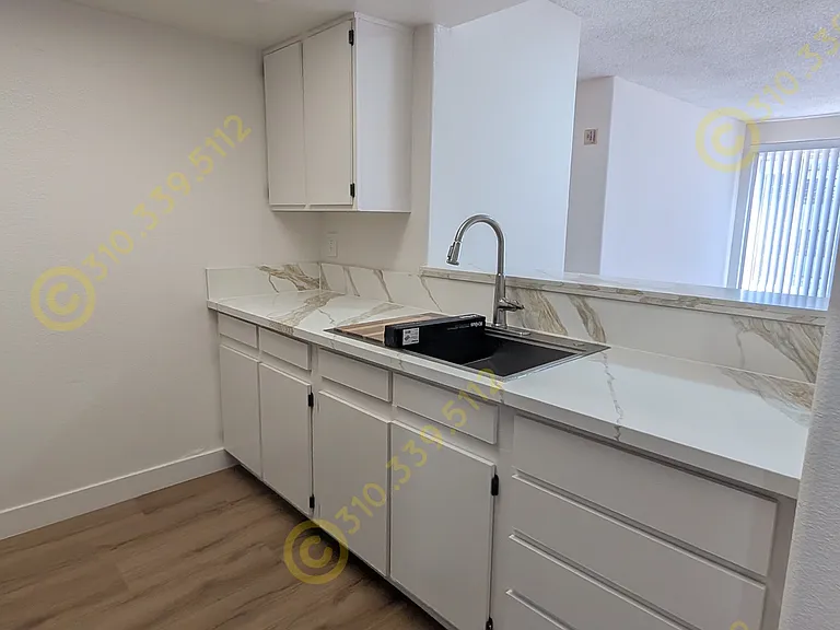 831 Alpine St #203 — Photo 34