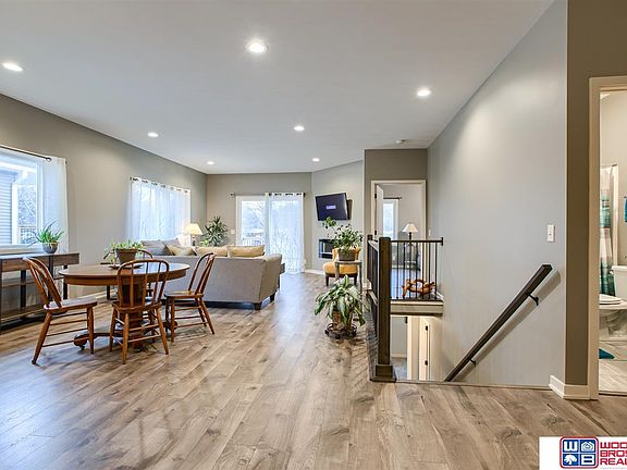 3rd image of 4227 S 40th St