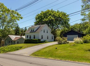 38 Rawson Ave, Camden, ME 04843