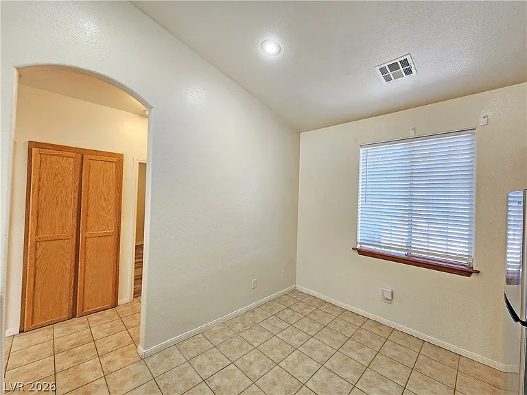 1041 S Marne Ct #4 — Photo 20