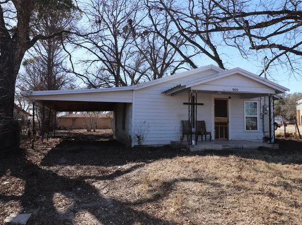 909 Belle Plain St, Brownwood, TX 76801