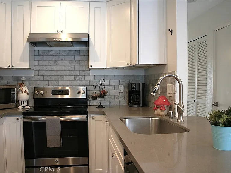 23768 N Shore Ln #90 — Photo 11