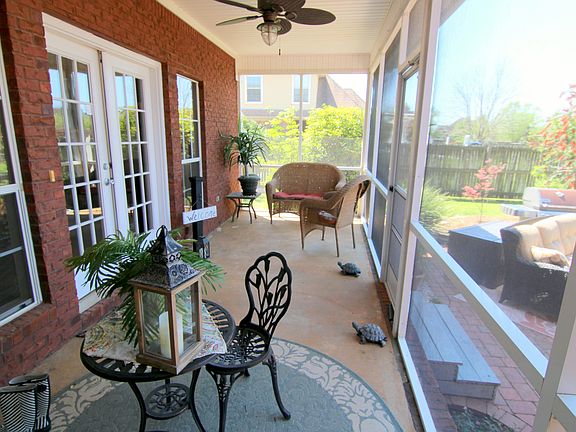 Screened back porch