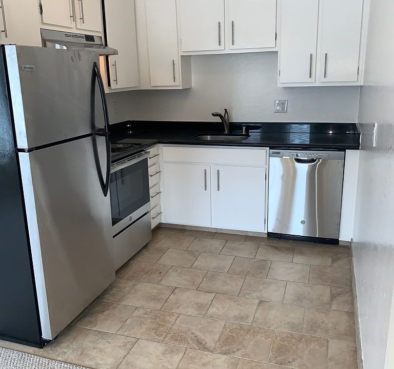 1st image of 700 Presidio Ave APT 205