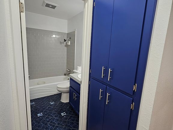 5th image of 322 N Matthew Ave