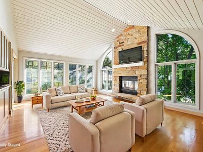 527 Linden Court, Verona, WI, 53593