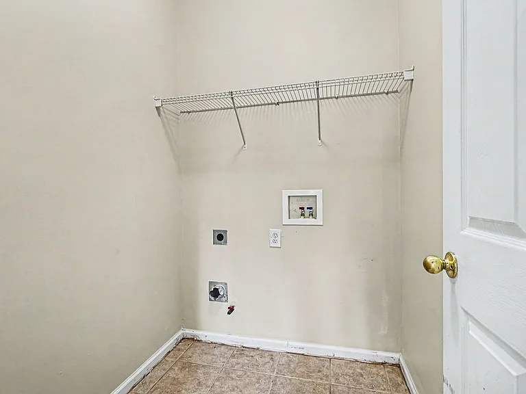 375 Clairidge Ln SW — Photo 19