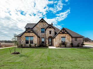 613 Lydia Ct, Granbury, TX 76049