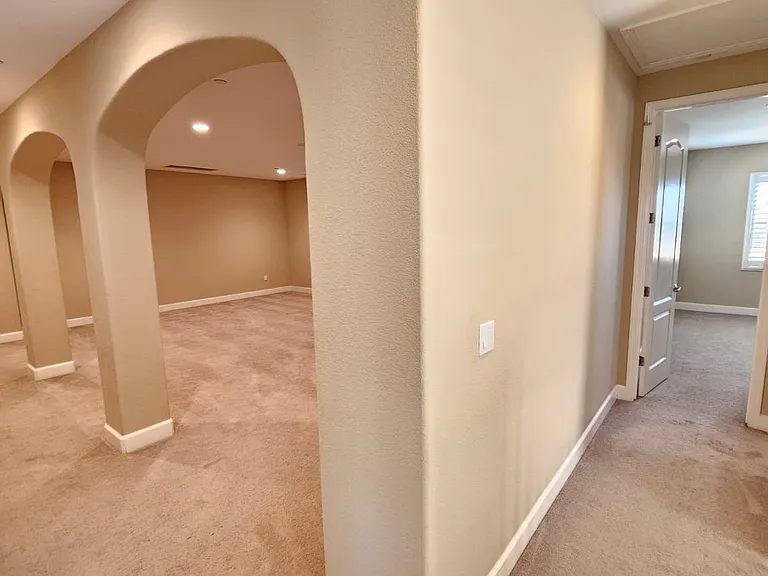 1426 Como Dr — Photo 14
