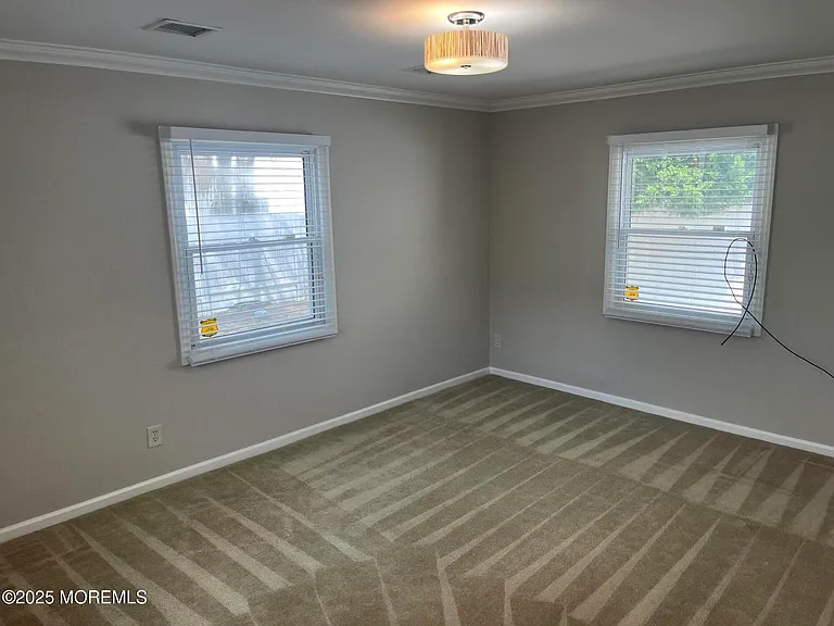 32 Idlewild Ln — Photo 10