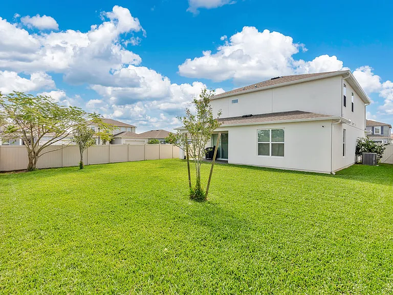 4894 Knoll Ln — Photo 24