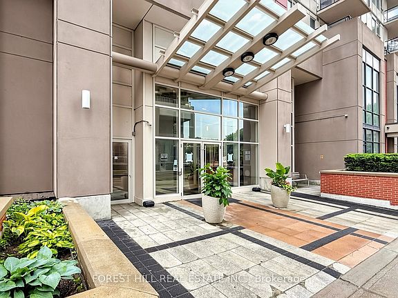 4th image of 25 Town Centre Ct #325