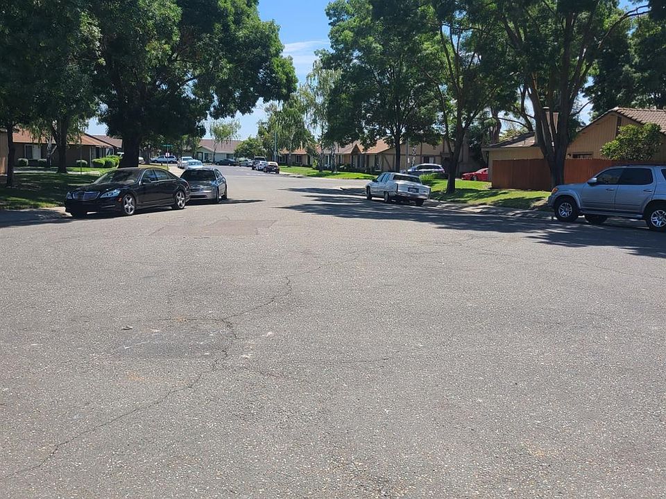 1st image of 7043 Village Green Dr