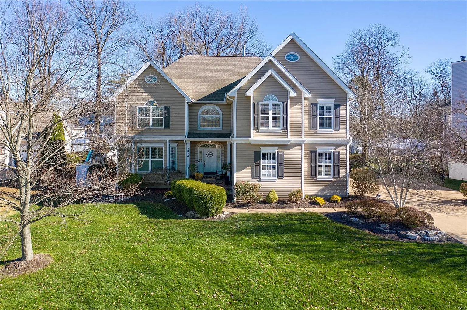 214 Pointe Lucerne Ct photo 1