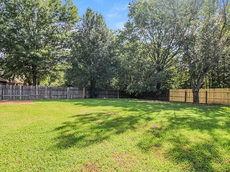 2362 Oak Springs Dr — Photo 17