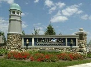 20 Lagoon Ln, Haverstraw, NY 10927