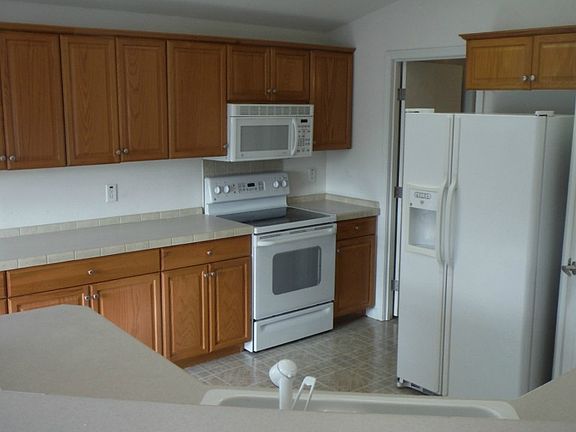 5th image of 1909 139th Street Ct E