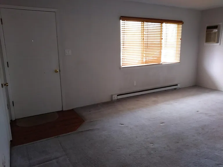 23237 Whitley Dr — Photo 6