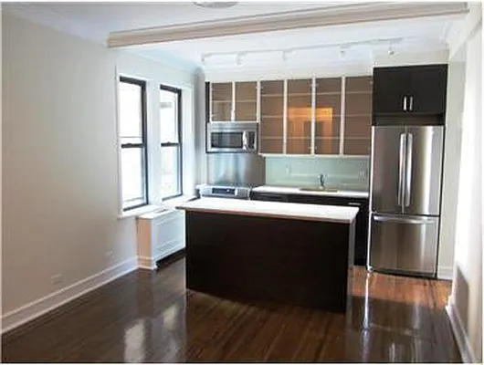 Rented by Douglas Elliman | media 14